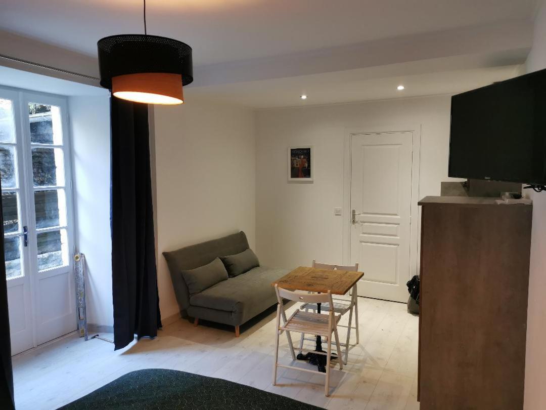 Studio Renove Centre Mansle Apartment Ngoại thất bức ảnh